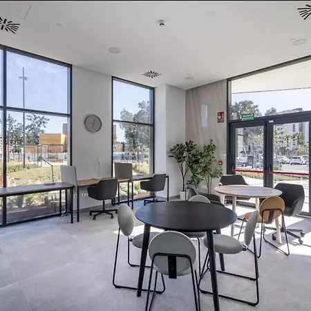 Ansa - - Skyline Apartment *